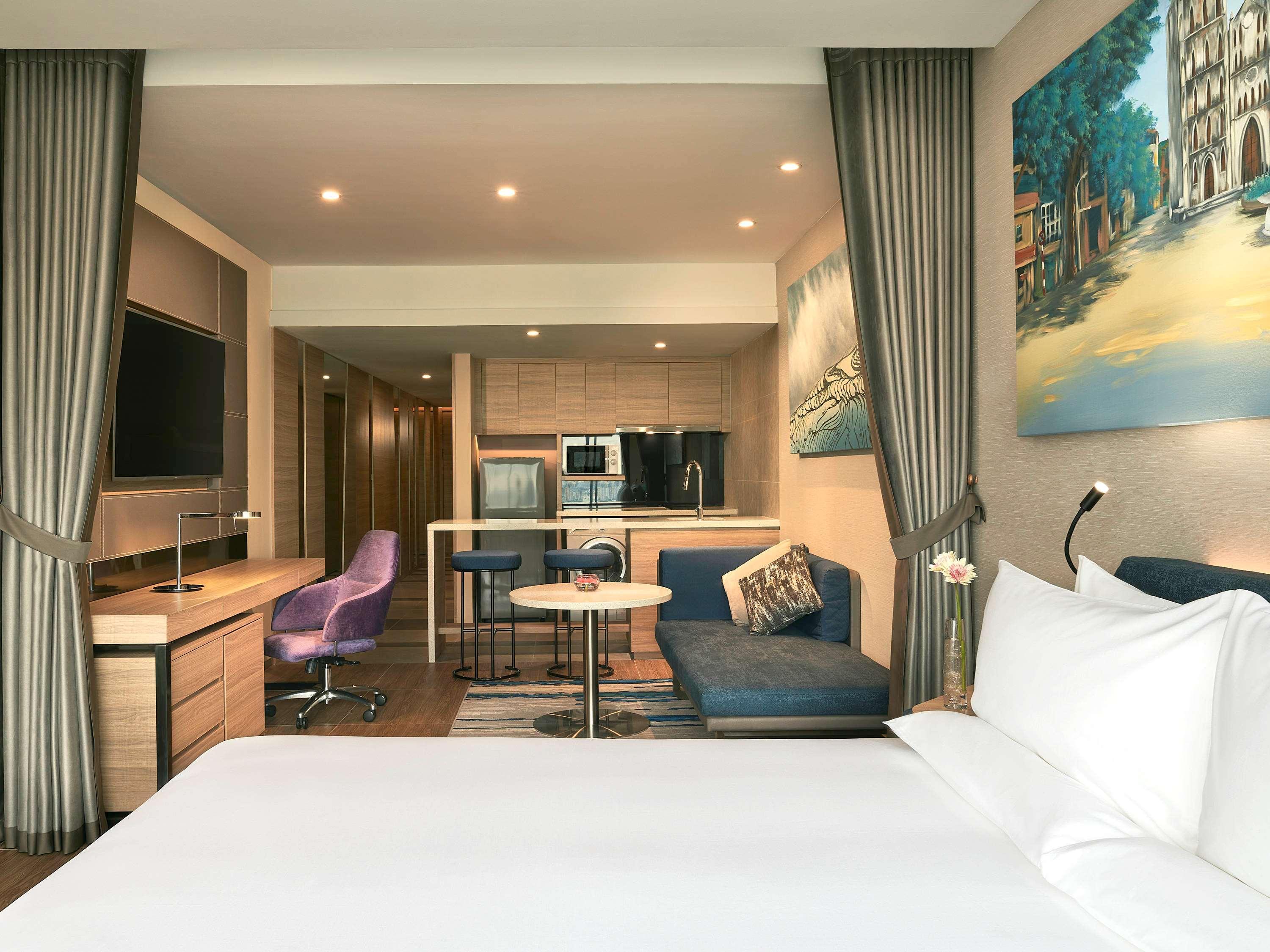 Novotel Hanoi Thai Ha Esterno foto