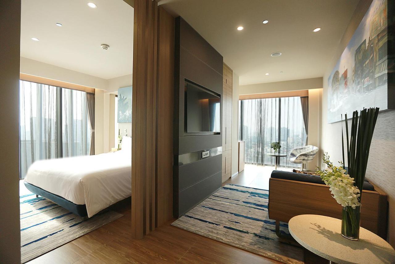 Novotel Hanoi Thai Ha Esterno foto