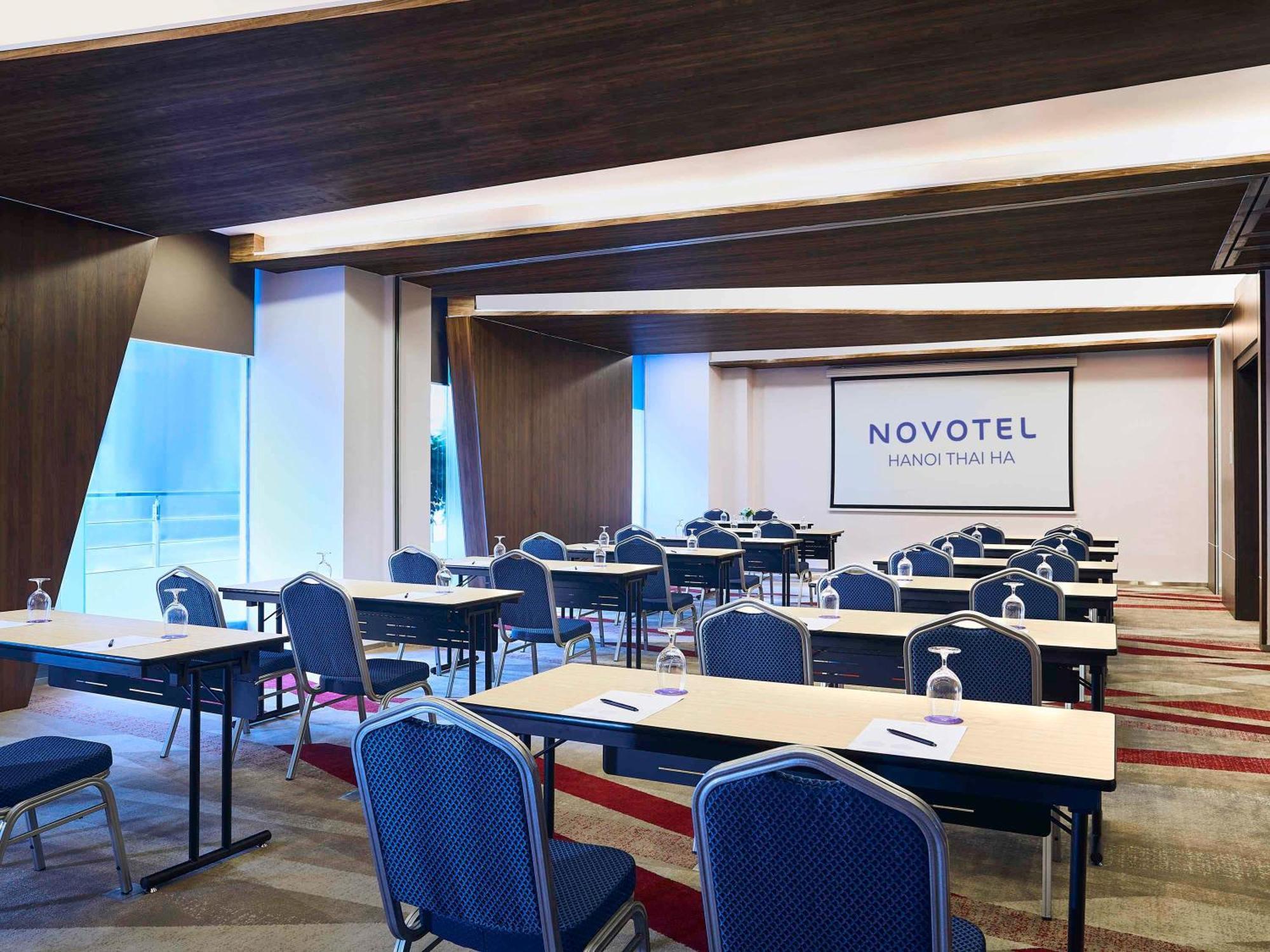 Novotel Hanoi Thai Ha Esterno foto
