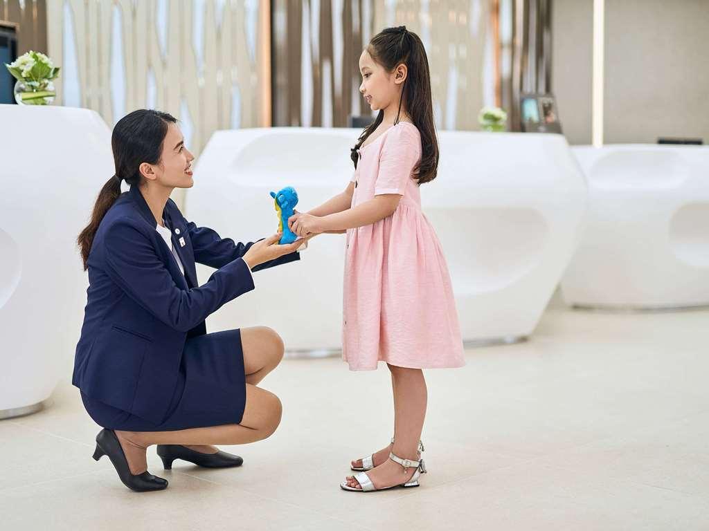 Novotel Hanoi Thai Ha Esterno foto